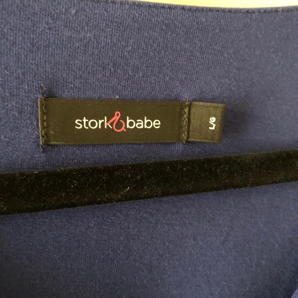 Navy Vneck Maternity Dress from Thyme maternity - Picture 2 of 3